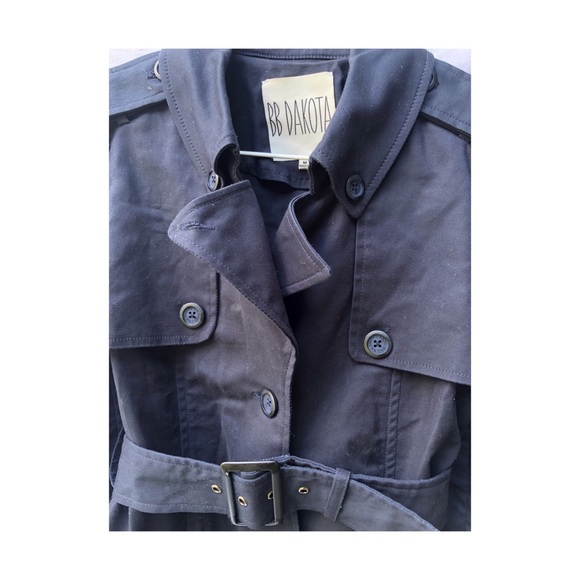 Trench Coat - Picture 3 of 3